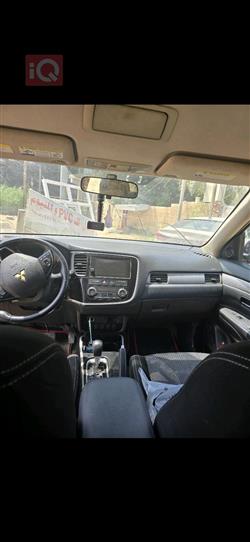 ميتسوبيشي اوتلاندر